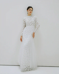 Made-to-order elegant lace wedding dress with crew neck, long sleeve, and detachable tulle skirt - D1536 - POXI