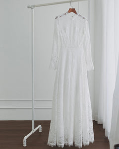 Lace wedding dress with crew neck and long sleeves - D750C - POXI